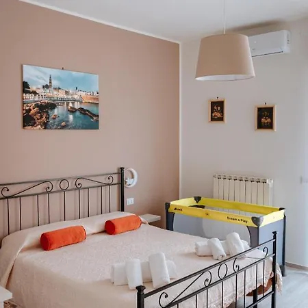 Donna Apollonia Apartment