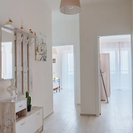 Apartment Donna Apollonia *