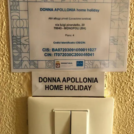 Donna Apollonia